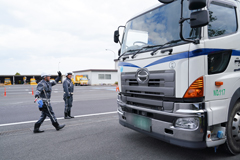法令違反車両取締等業務